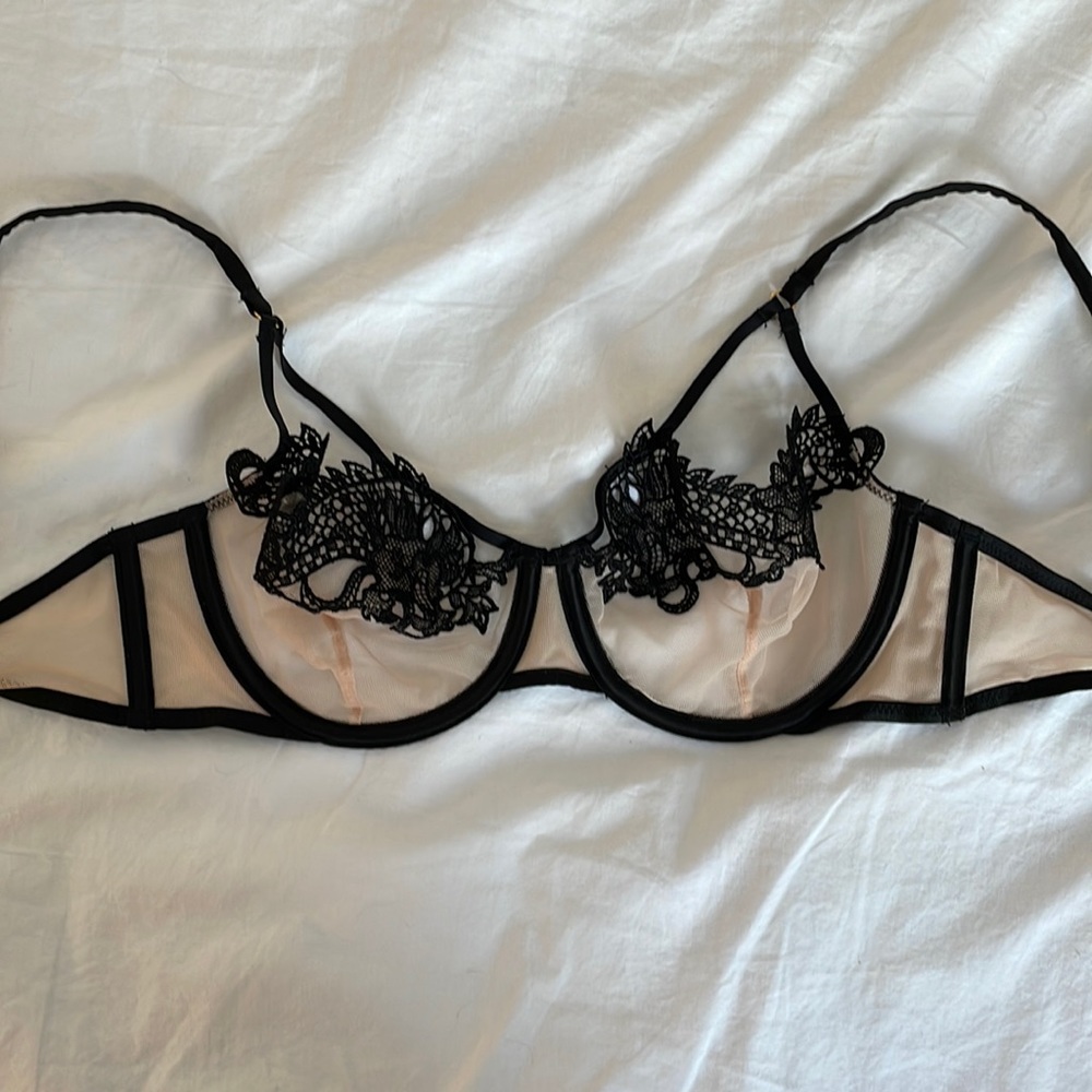 NEVER WORN! VS bralette